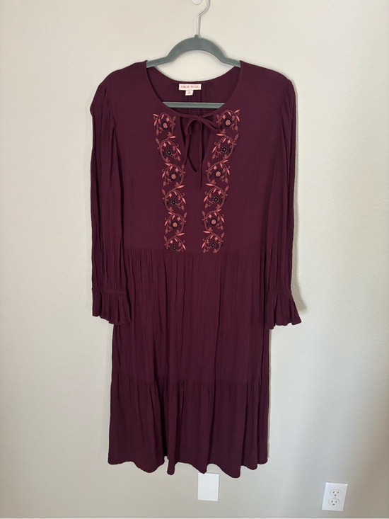 Knox Rose Dresses & Skirts - Knox Rose Burgundy Long-Sleeve Embroidered Tie-Neck Dress - M